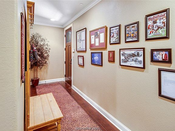 5th image of 3212 Casita Ct #234
