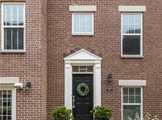 9514 Oakley Dr, Indianapolis, IN 46260