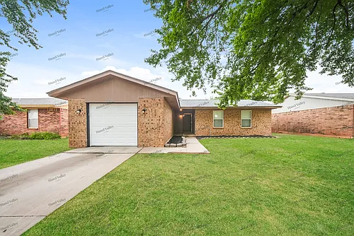 526 W Carson Dr Photo 1
