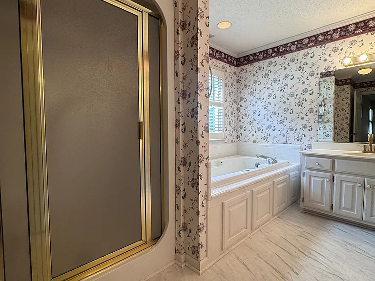 801 Driftwood Dr — Photo 34