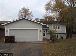 70 6 1/2 St NW, Elk River, MN 55330