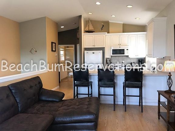 2nd image of 462 Stimson Ave