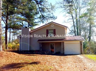 5 S Meadowcliff Cir, Carrollton, GA 30116