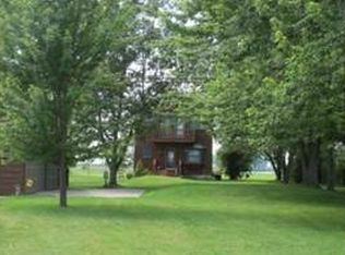 6810 Middle Channel Dr, Harsens Island, MI 48028