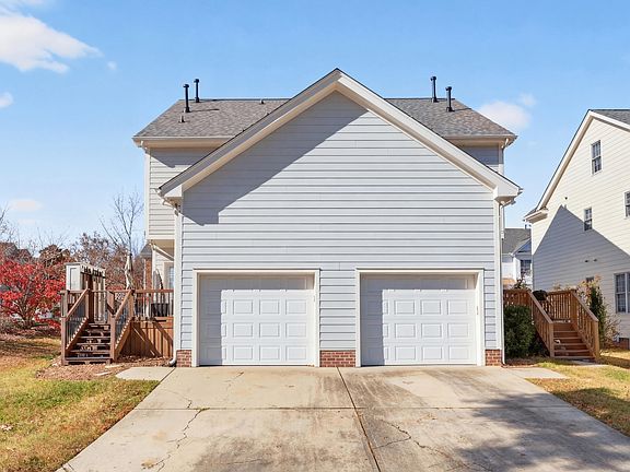 5th image of 102 Madison Grove Pl