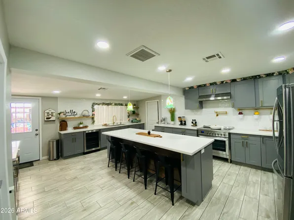 3938 W LYNNE Lane, Phoenix, AZ 85041