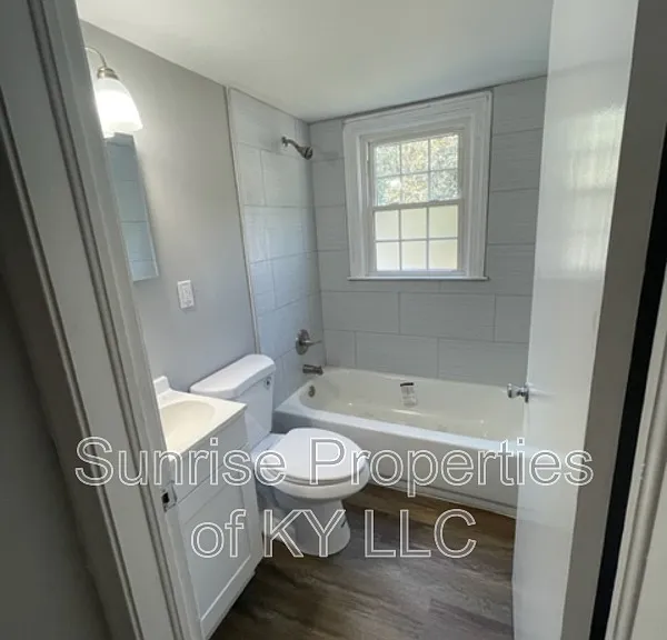 4814 Westside Dr — Photo 4