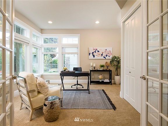 3rd image of 434 6th Ave S