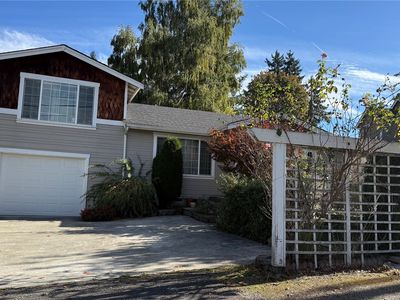2415 Grandview Drive W, Tacoma, WA, 98466