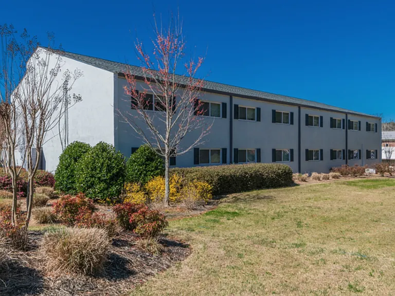 1351 Austell Rd SE #B4 — Photo 3