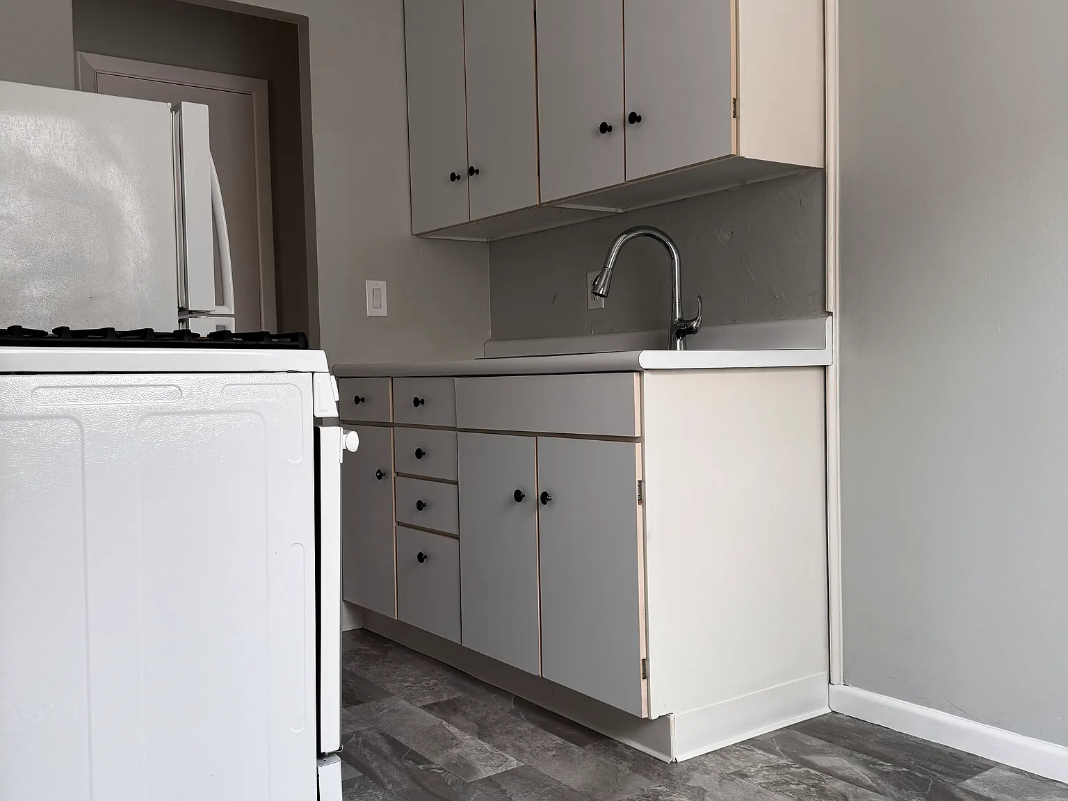 2212 Bryant Ave S — Photo 1