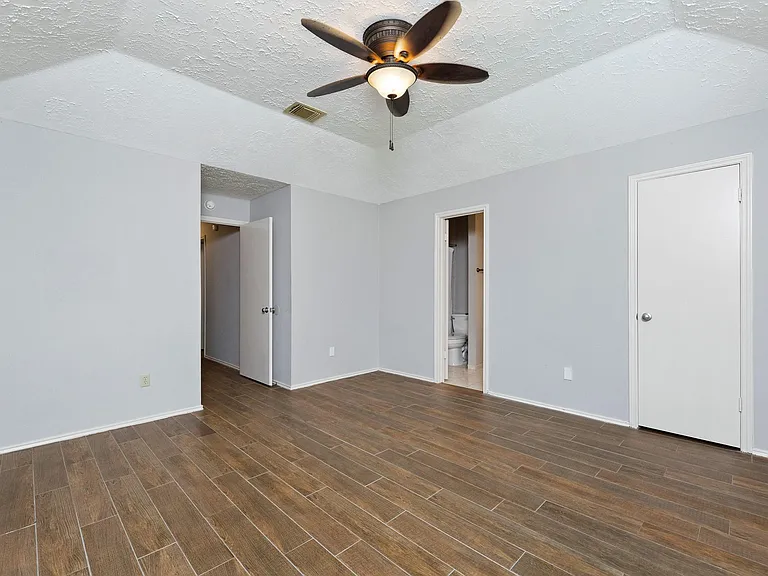 1534 Vickery Dr — Photo 12