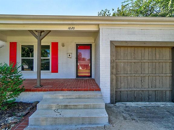 4th image of 1820 Churchill Way