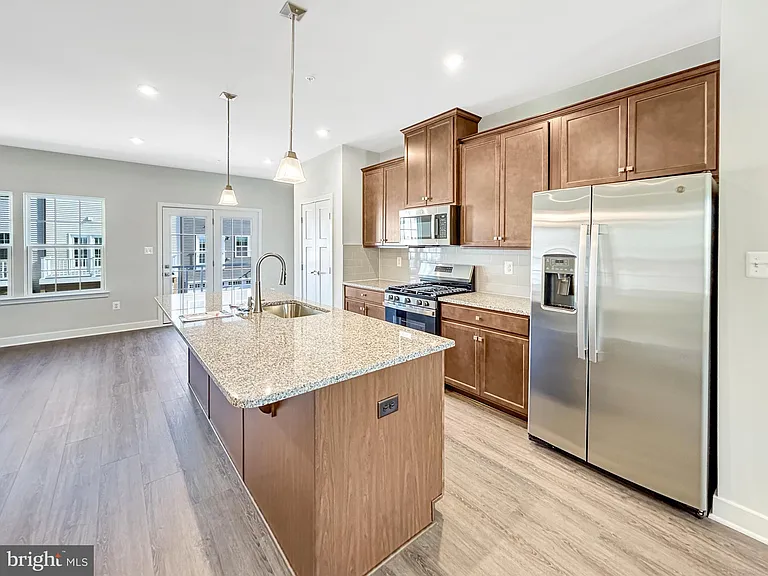 1785 Atlas Dr — Photo 4