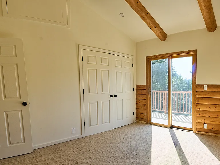 373 Loftyhill Dr — Photo 16
