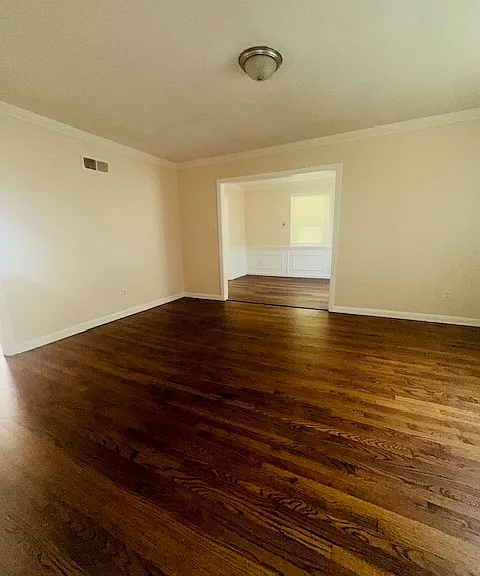 1484 Merrycrest Dr — Photo 2