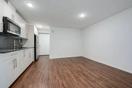 Floor plan 306