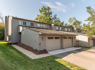 612 Watersedge Dr, Ann Arbor, MI