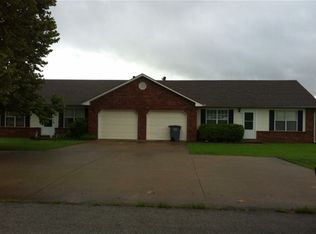 417 NW 7th St, Wagoner, OK 74467