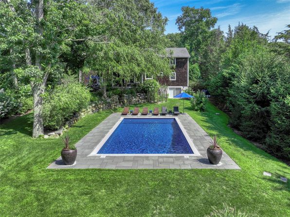 1065 W Mill Road, Mattituck, NY 11952