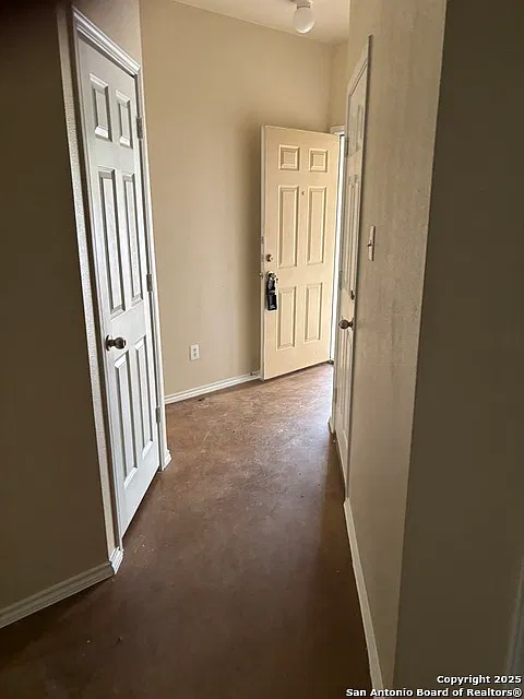 3 bed, 2.5 bath, 1420 sqft, $1,100 — Photo 3