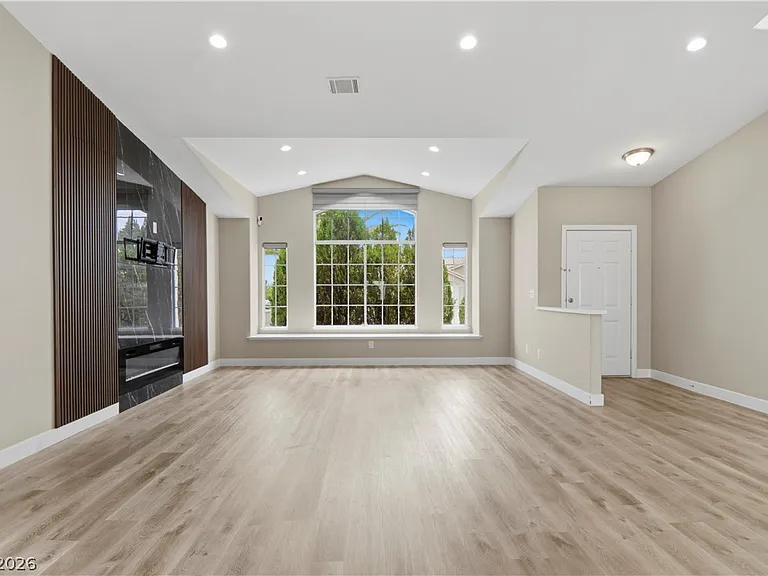 3121 Siena Cir — Photo 3