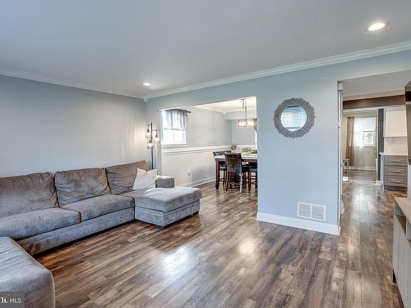 5th image of 81 Massey Dr