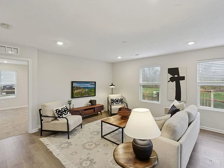 5001 Lakeview Dr — Photo 9