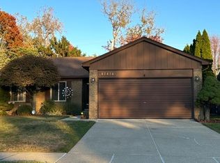 47474 Stephanie Dr, Macomb, MI 48044