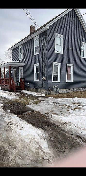 1st image of 21 Riverview St