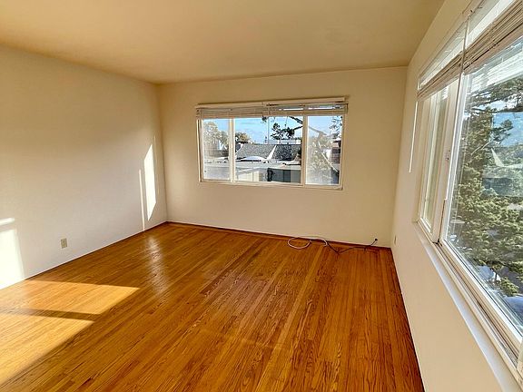 4th image of 111 Fowler Ave #4