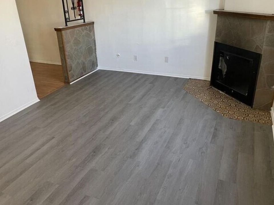 1st image of 812 Ortiz Dr SE APT 3