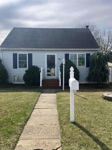 140 Pleasantview Court, Copiague, NY, 11726