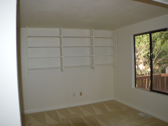 3rd image of 15922 NE 106th Ct