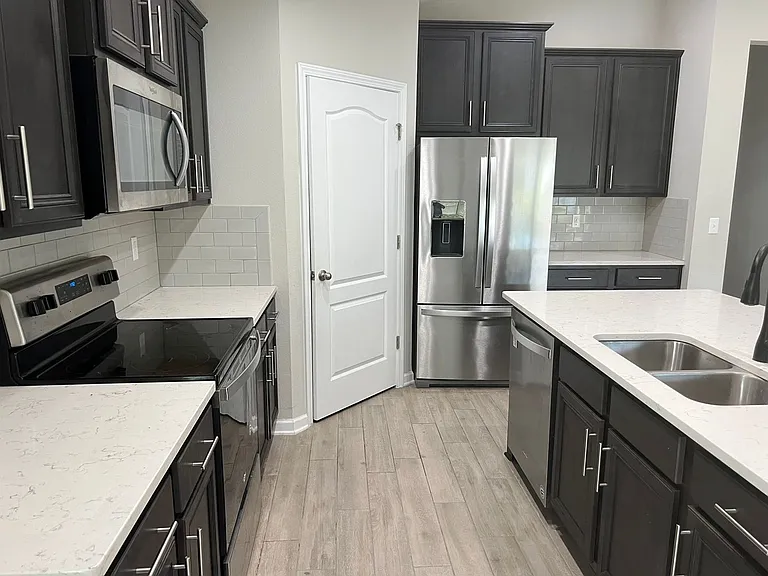 494 Northside Dr S — Photo 10