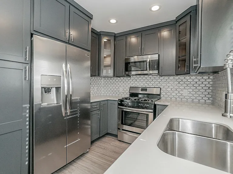 4508 Esmeralda St #1/2 — Photo 10