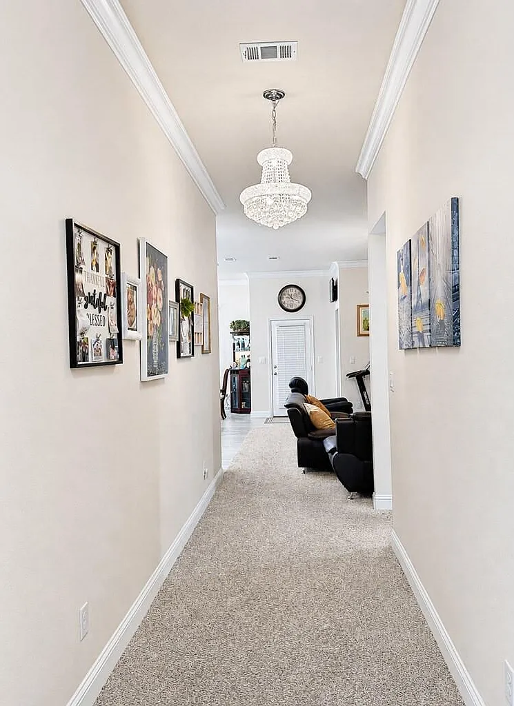 4 bed, 2.0 bath, 2060 sqft, $2,750 — Photo 4