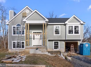 3019 Fostertown Rd, Mount Laurel, NJ 08054