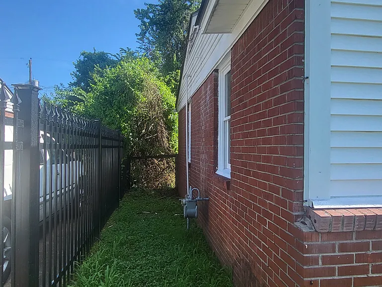 4220 Gailwood Ave — Photo 23