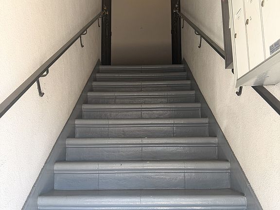 3rd image of 455 W Broadway APT 4