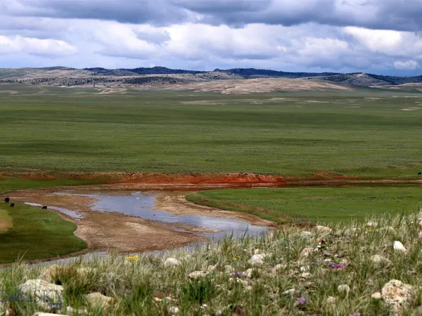 130 Sunshine Dr, Garrett, WY 82058