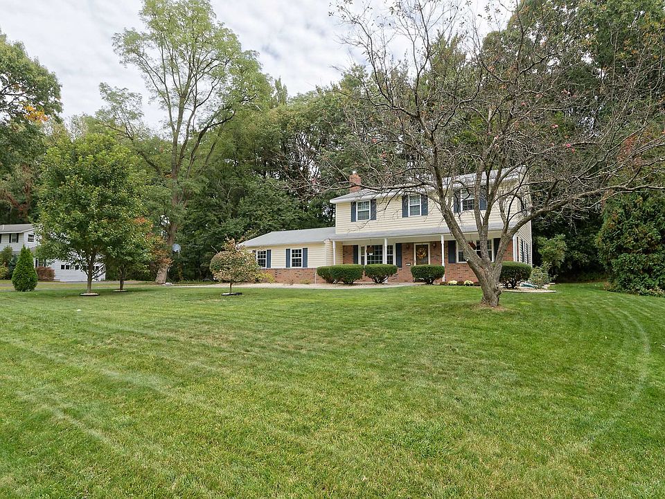 1st image of 45 Longview Dr