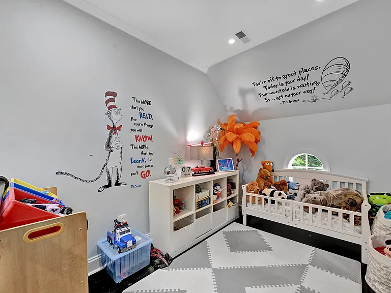 6907 Bradley Blvd — Photo 36