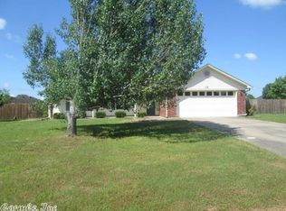 12 Dove Creek Dr, Vilonia, AR 72173