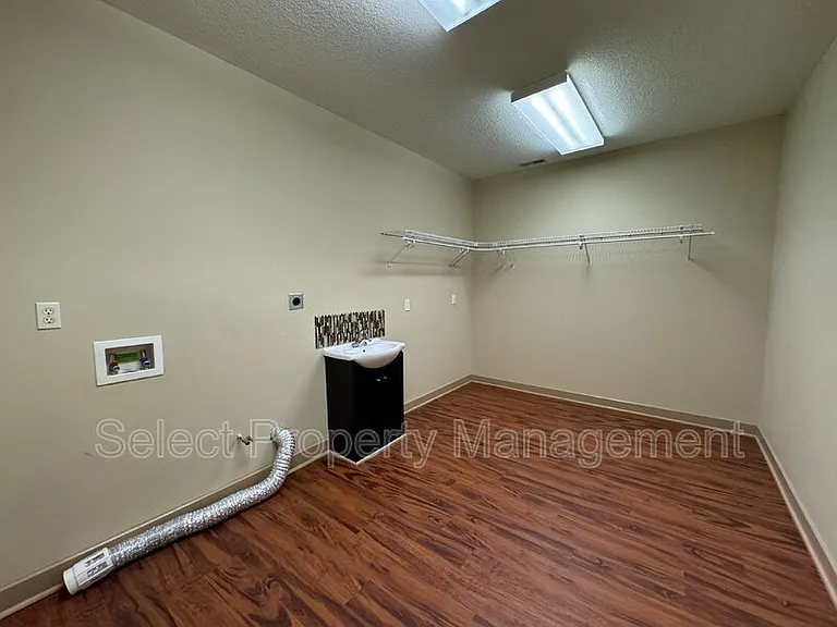 12134 Fairway Winds Ct — Photo 27