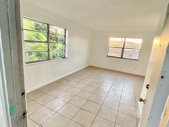 2nd image of 8455 NE Miami Ct #18