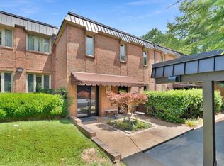 618 Timber Ln, Nashville, TN 37215