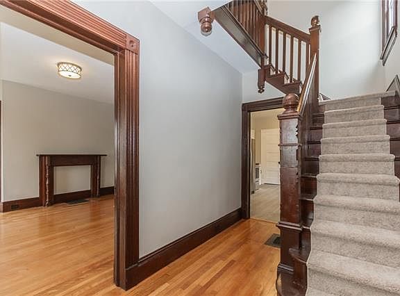 3rd image of 45 Prospect St