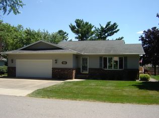 704 E Spring St, Fremont, IN 46737