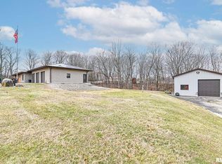 8109 S McCumber Rd, Peoria, IL 61607